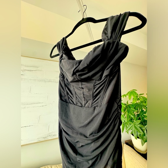 Ruched Bodycon Off Shoulder Dress Size US 6 - Picture 5 of 9